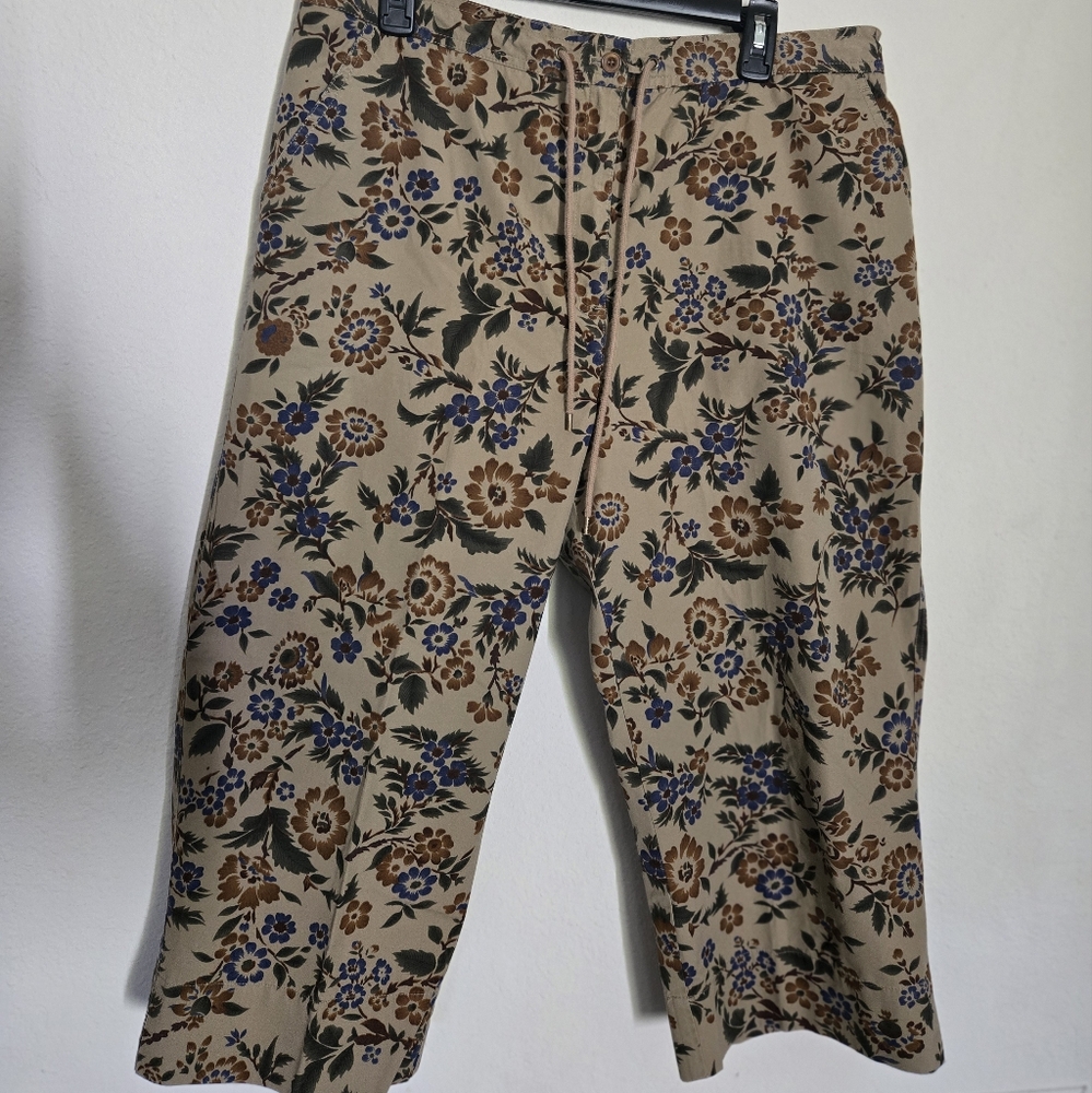 Ralph Lauren floral print Capri pants size 16